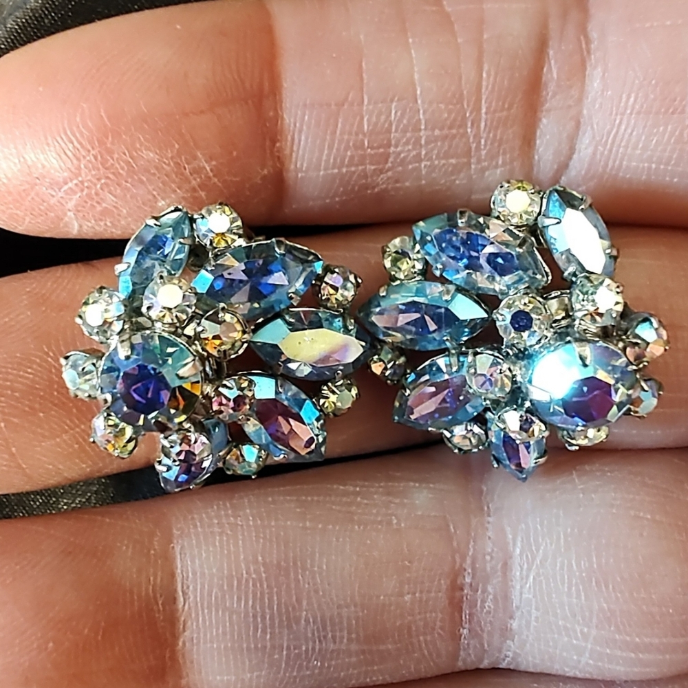 Austrian Vintage Aurora Borealis Crystal Cluster Clip-On Earrings Rare